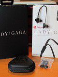 18 – Ecouteurs / Headphones Heartbeats – Lady Gaga
