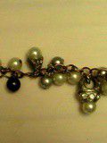 Bracelet avec de véritables perles 5€