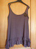 Top taupe New-Yorker