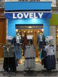 La boutique Lovely, des vêtements de marque jusqu'à - 40 %