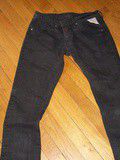 Jeans replay couleur Noir - Taille 30 correspond à un 38-40  coupe droite - 25 €