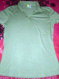 Polo/t-shirt vert clair taille m neuf jamais porté avec etiquette